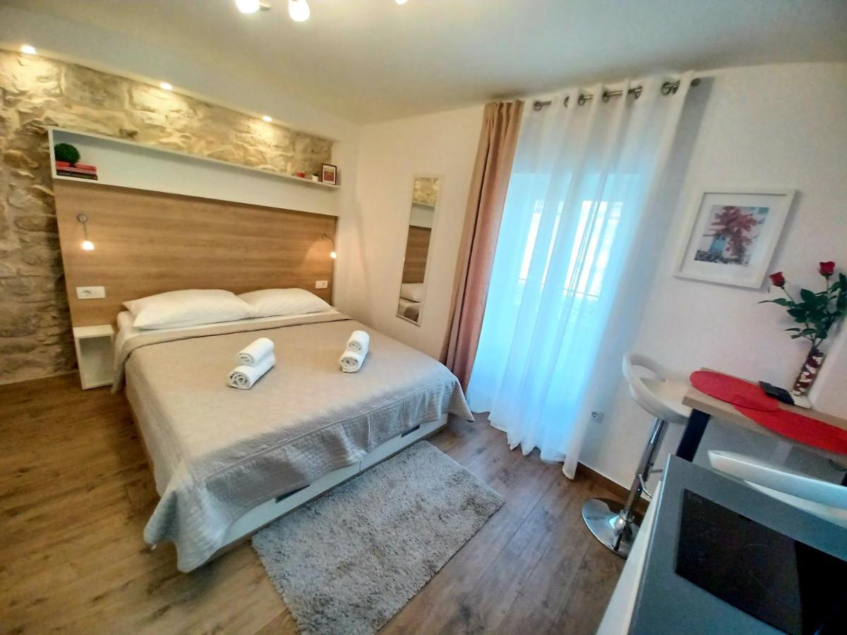 Studio Apartmani Pomalo/ Take It Easy Split Exterior foto